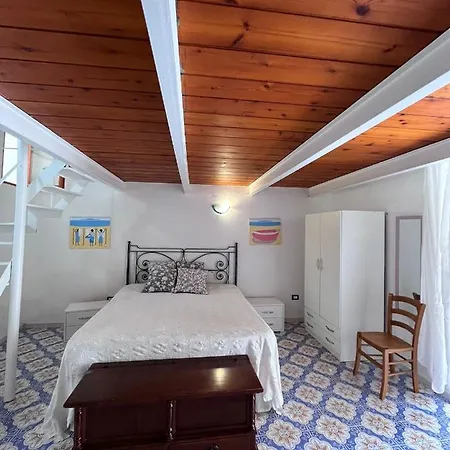 Bluoltremare דירה