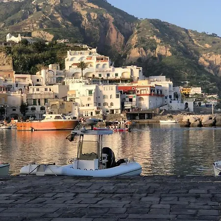 Bluoltremare דירה